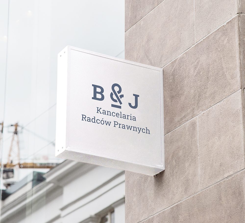 Logo kancelarii B&J na szyldzie